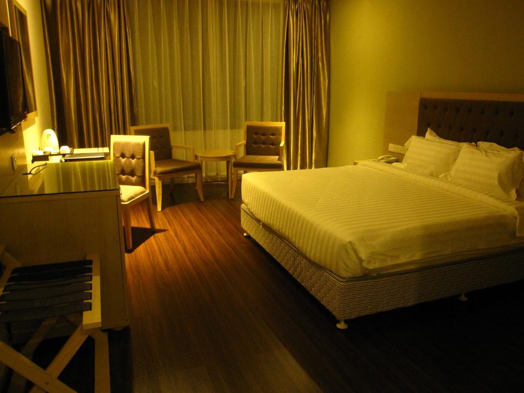 Seri Simanggang Hotel Room photo